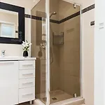 公寓 肖邦普拉蒂姆塔沃公寓 *