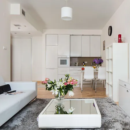 Apartment Chopin - Platinum Towers