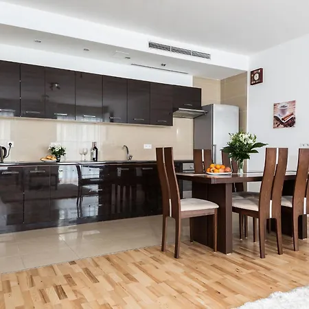 Chopin - Platinum Towers * Varsavia